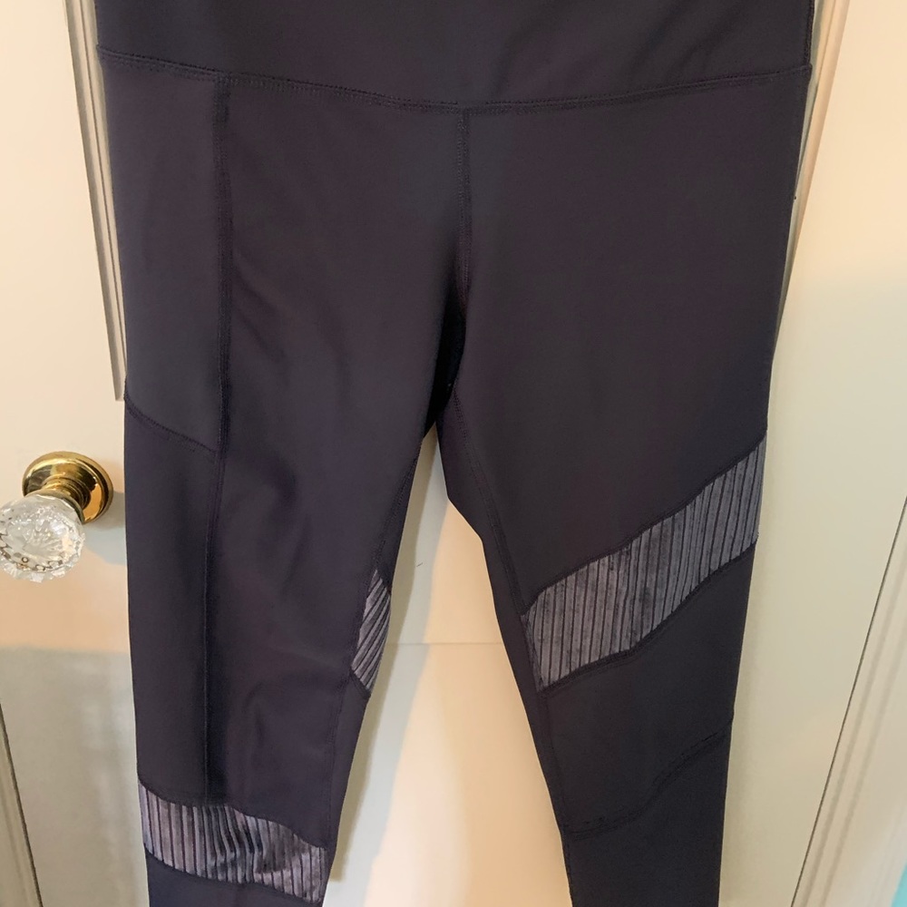 90 DEGREE BY REFLEX PURPLE LEGGINGS!